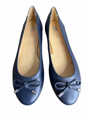 Geox D Charlene B Ballet Flats size 8M Navy Blue Bow Shoes